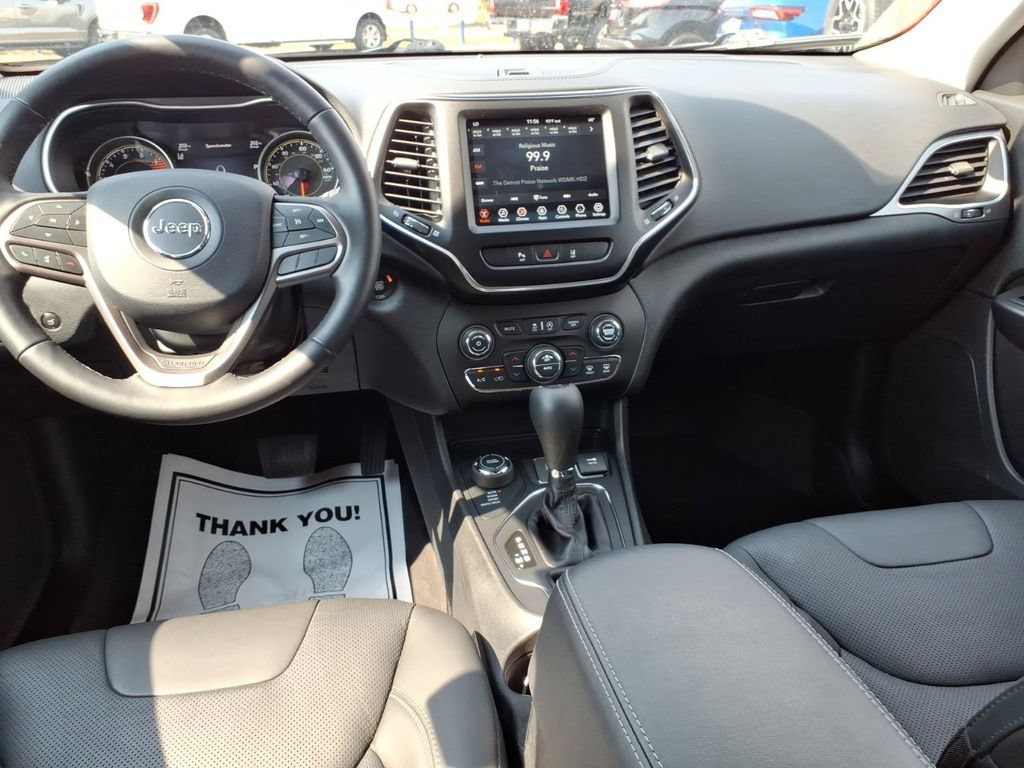 Used 2021 Jeep Cherokee Latitude Lux w/ Comfort/Convenience Group AWD/4WD image 11