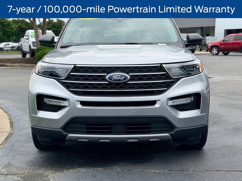 Certified 2023 Ford Explorer XLT w/ Equipment Group 202A RWD image 4