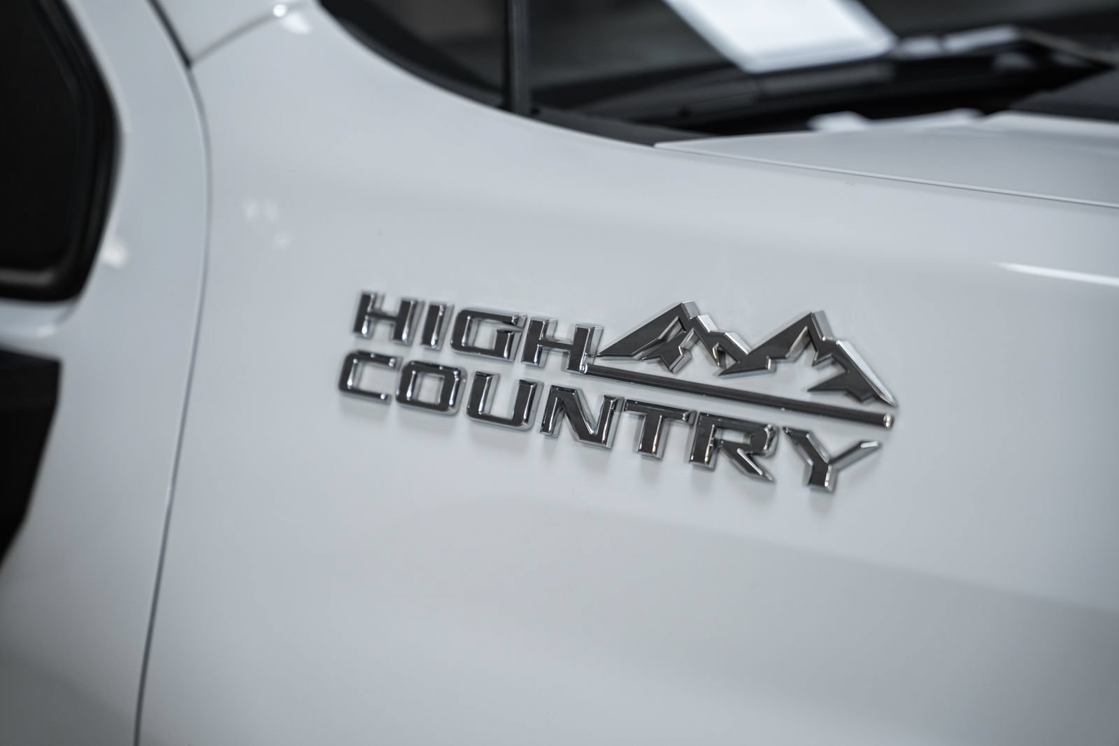 Used 2022 Chevrolet Silverado 3500 High Country w/ Z71 Off-Road Package AWD/4WD image 19