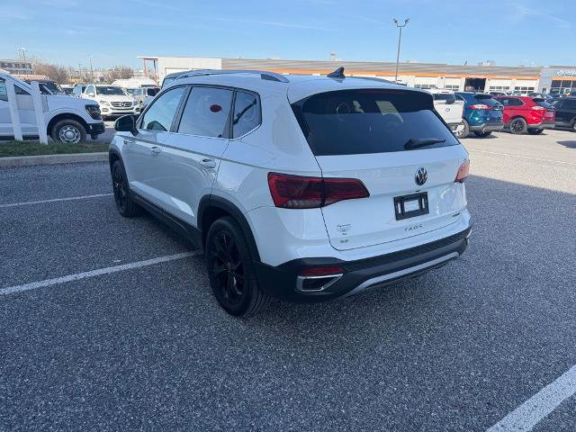 Used 2023 Volkswagen Taos SE AWD/4WD image 3