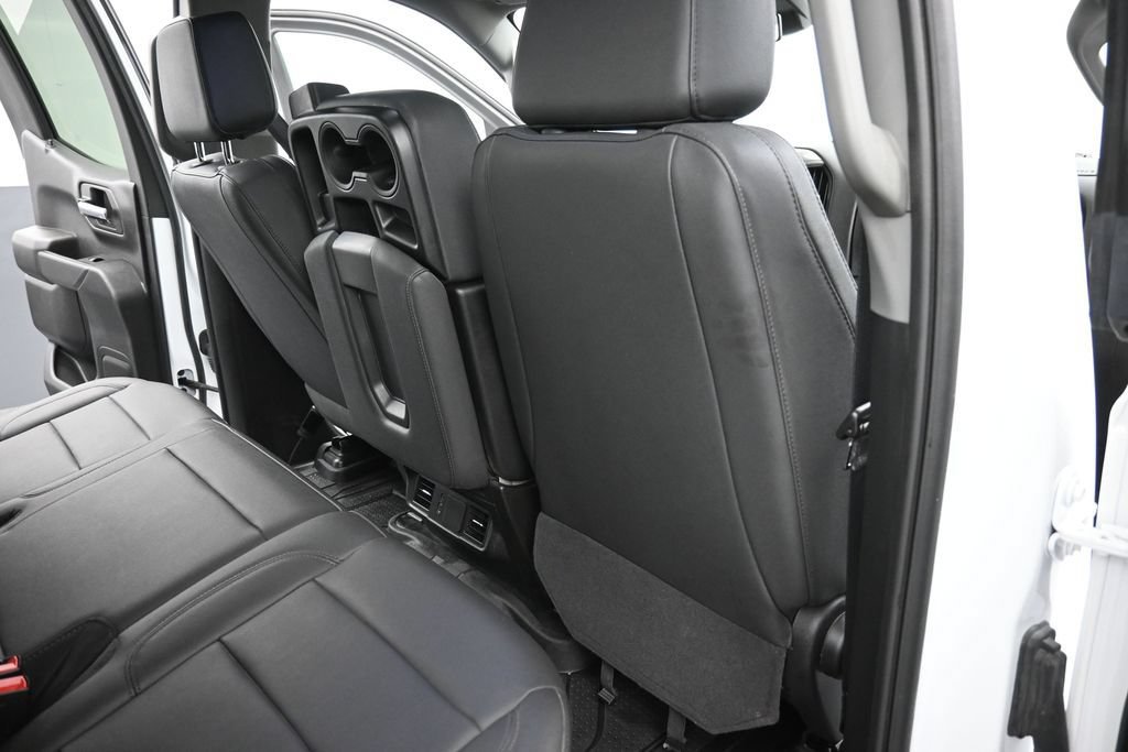 Used 2025 Chevrolet Silverado 1500 W/T w/ WT Value Package RWD image 2