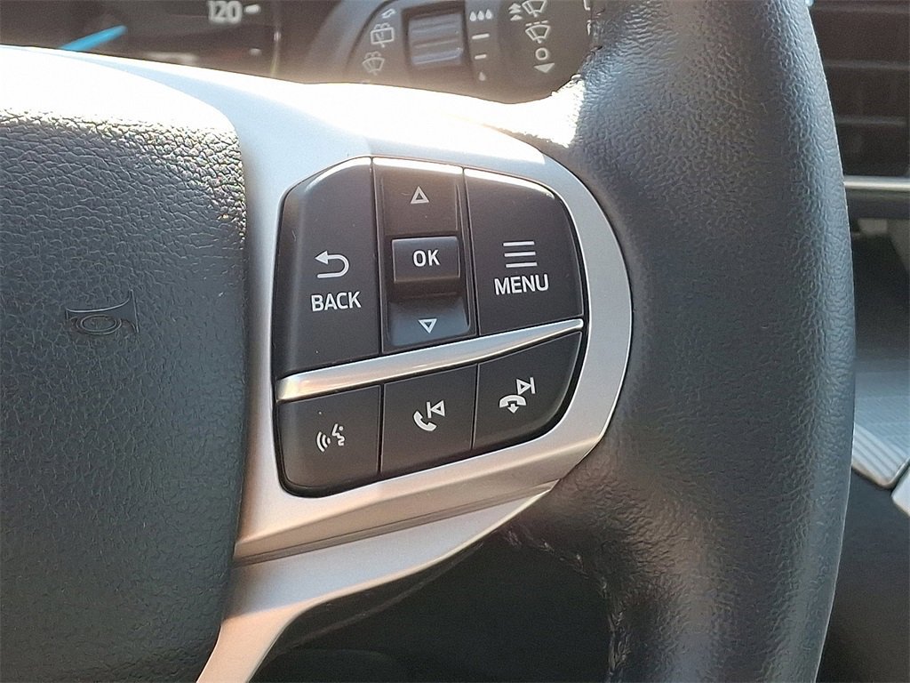 Certified 2021 Ford Explorer XLT w/ Equipment Group 202A image 24