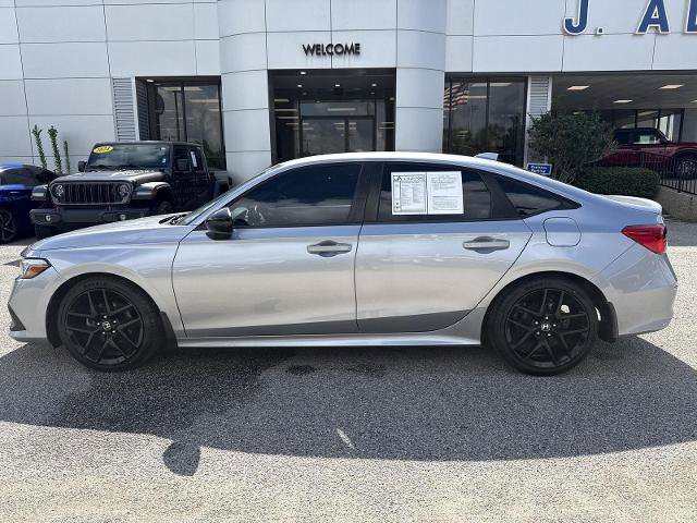 Used 2023 Honda Civic Sport image 2