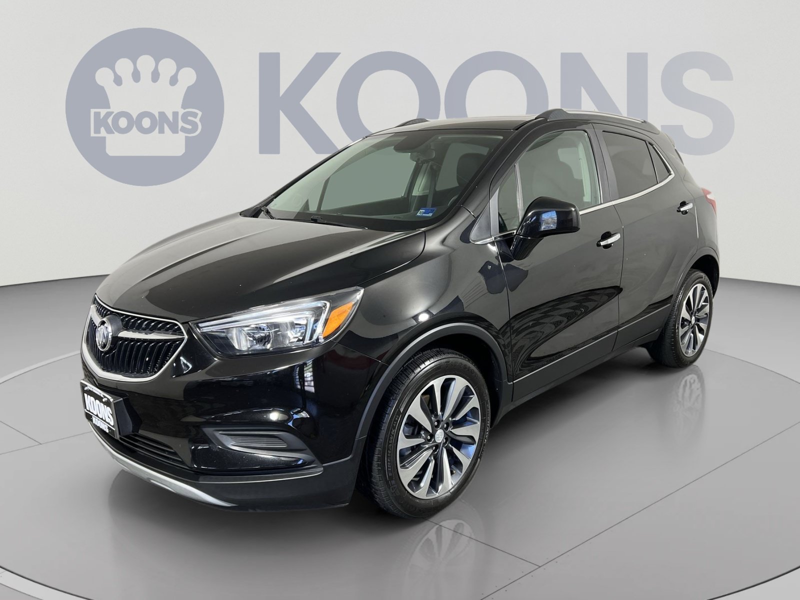 Used 2021 Buick Encore Preferred w/ Safety Package FWD image 1