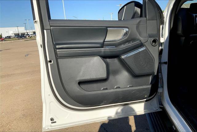 Certified 2025 Ford Expedition Platinum AWD/4WD image 22