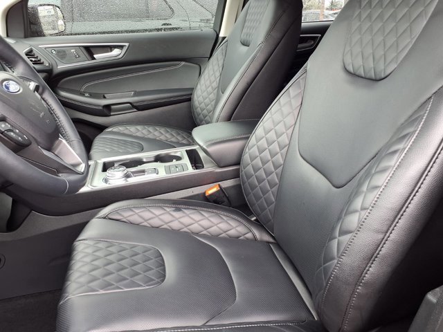Certified 2024 Ford Edge Titanium w/ Equipment Group 301A image 5