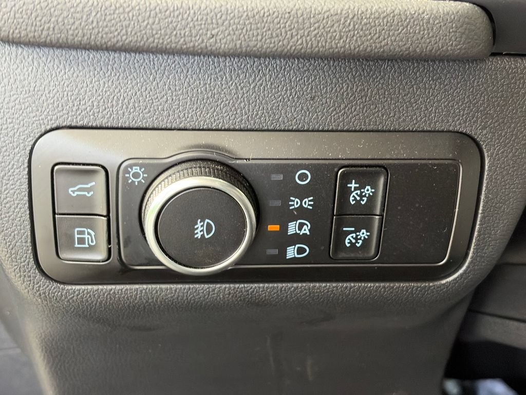 Certified 2025 Ford Escape ST-Line Select w/ Tech Pack #1 AWD/4WD image 24