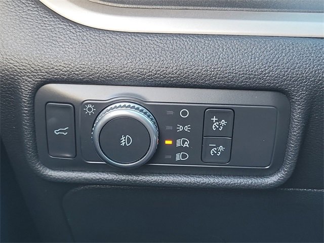 Certified 2021 Ford Explorer XLT w/ Equipment Group 202A image 20