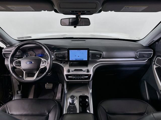 Certified 2021 Ford Explorer XLT w/ Equipment Group 202A image 21