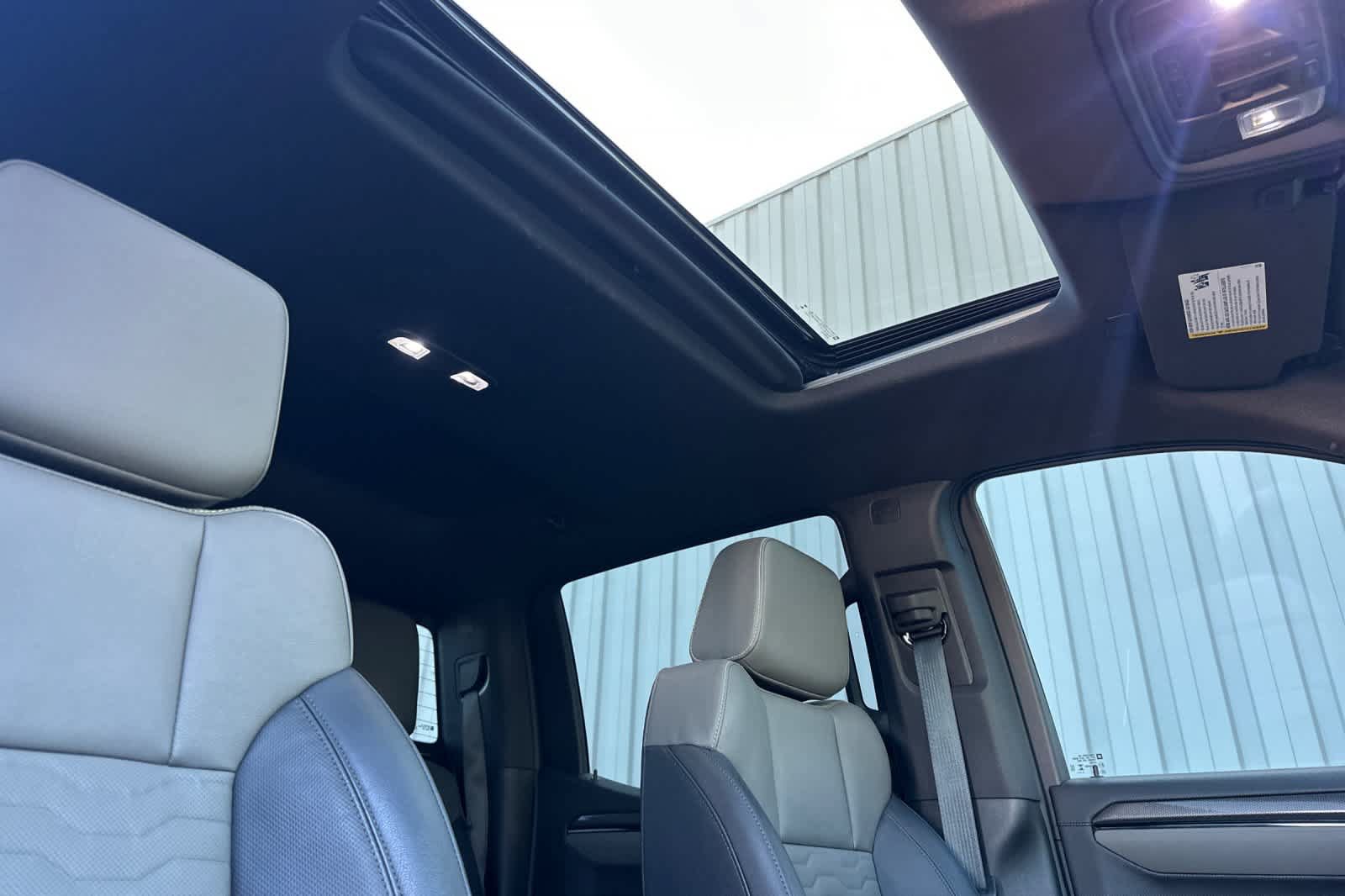 Used 2025 Chevrolet Silverado 1500 ZR2 w/ Technology Package AWD/4WD image 16