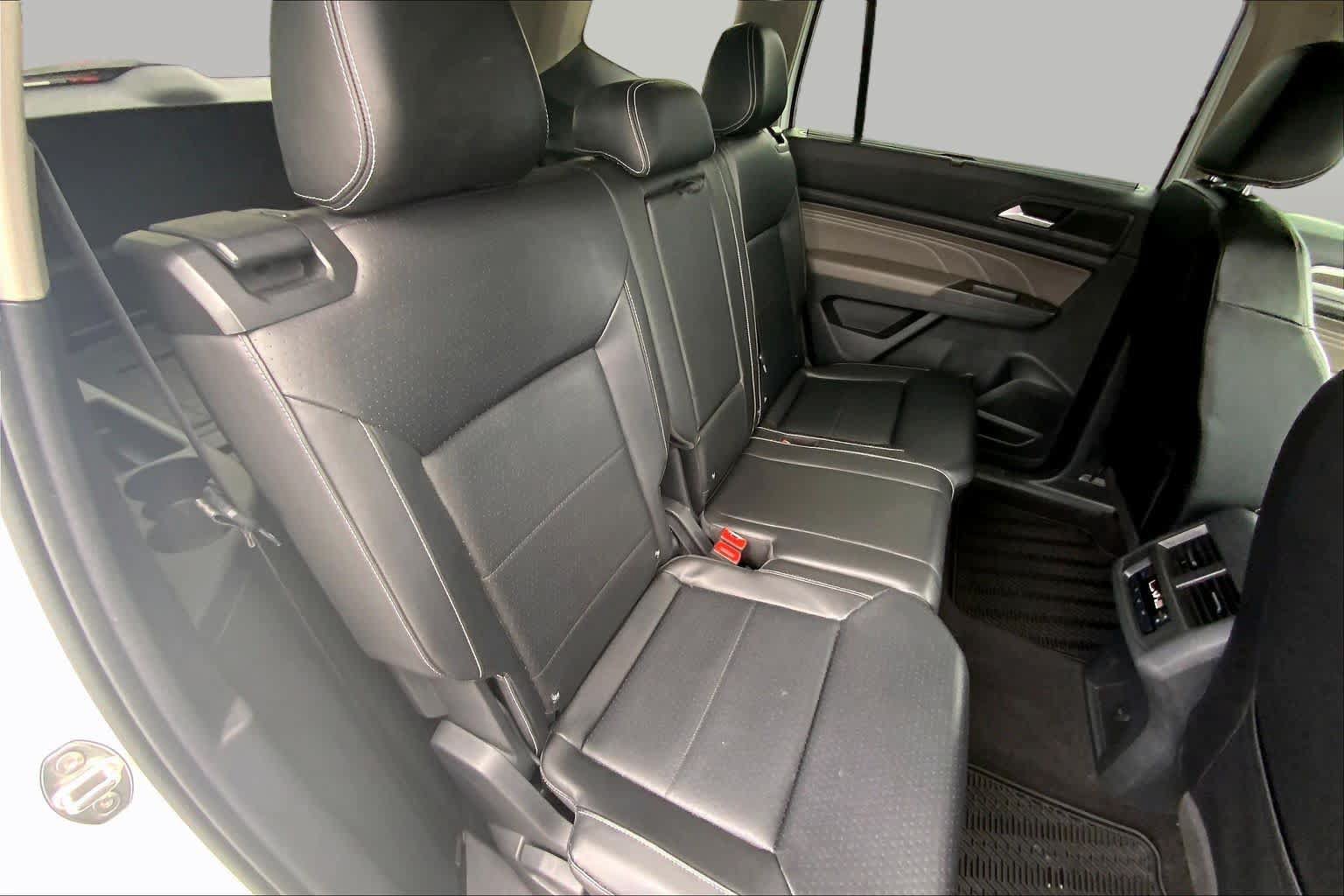 Used 2022 Volkswagen Atlas SE FWD image 20