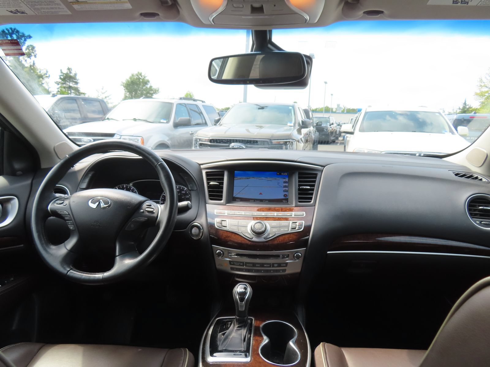Used 2018 INFINITI QX60 Luxe w/ Deluxe Technology Package AWD/4WD image 14
