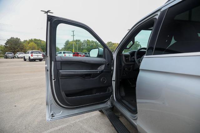 Certified 2024 Ford Expedition Limited image 28