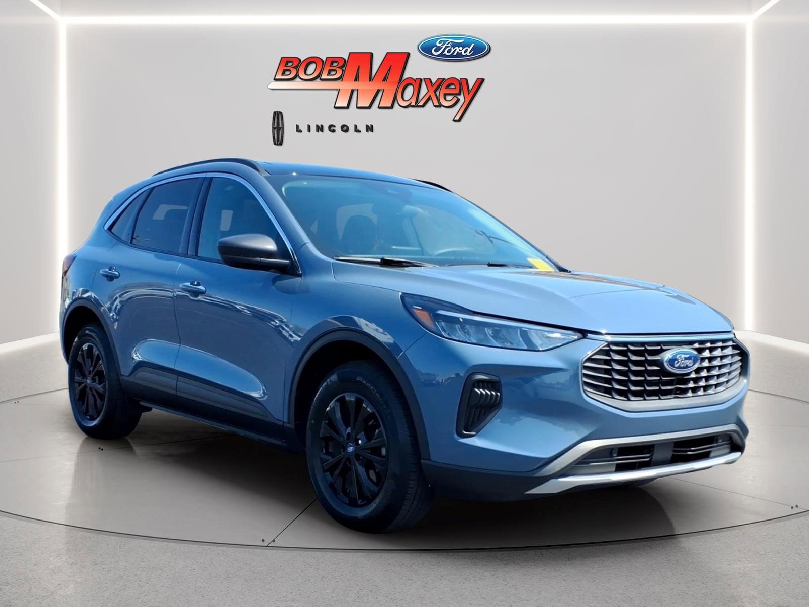 Certified 2024 Ford Escape Active AWD/4WD image 6