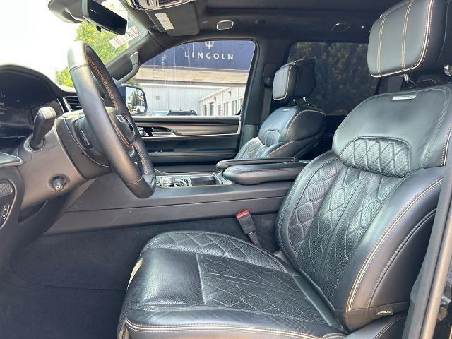 Used 2023 Jeep Grand Wagoneer Series III w/ Quick Order Packagew 28T AWD/4WD image 13
