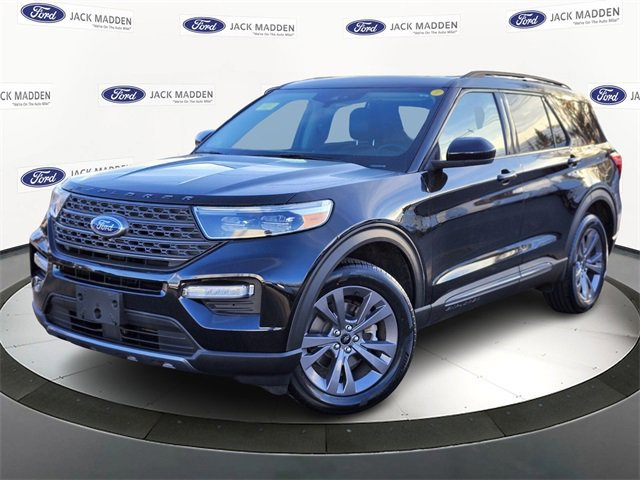 Certified 2022 Ford Explorer XLT w/ Equipment Group 202A image 7