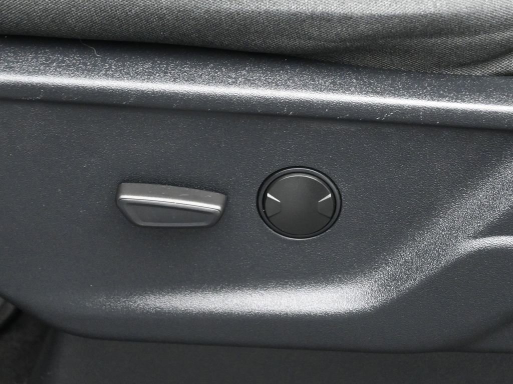 Certified 2024 Ford F150 XLT w/ Mobile Office Package image 10