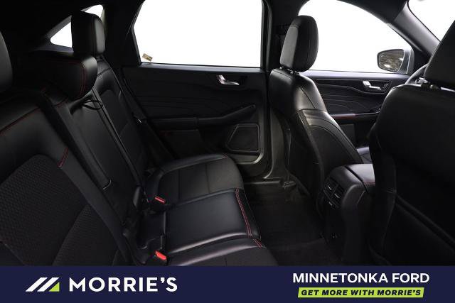 Certified 2025 Ford Escape ST-Line AWD/4WD image 18