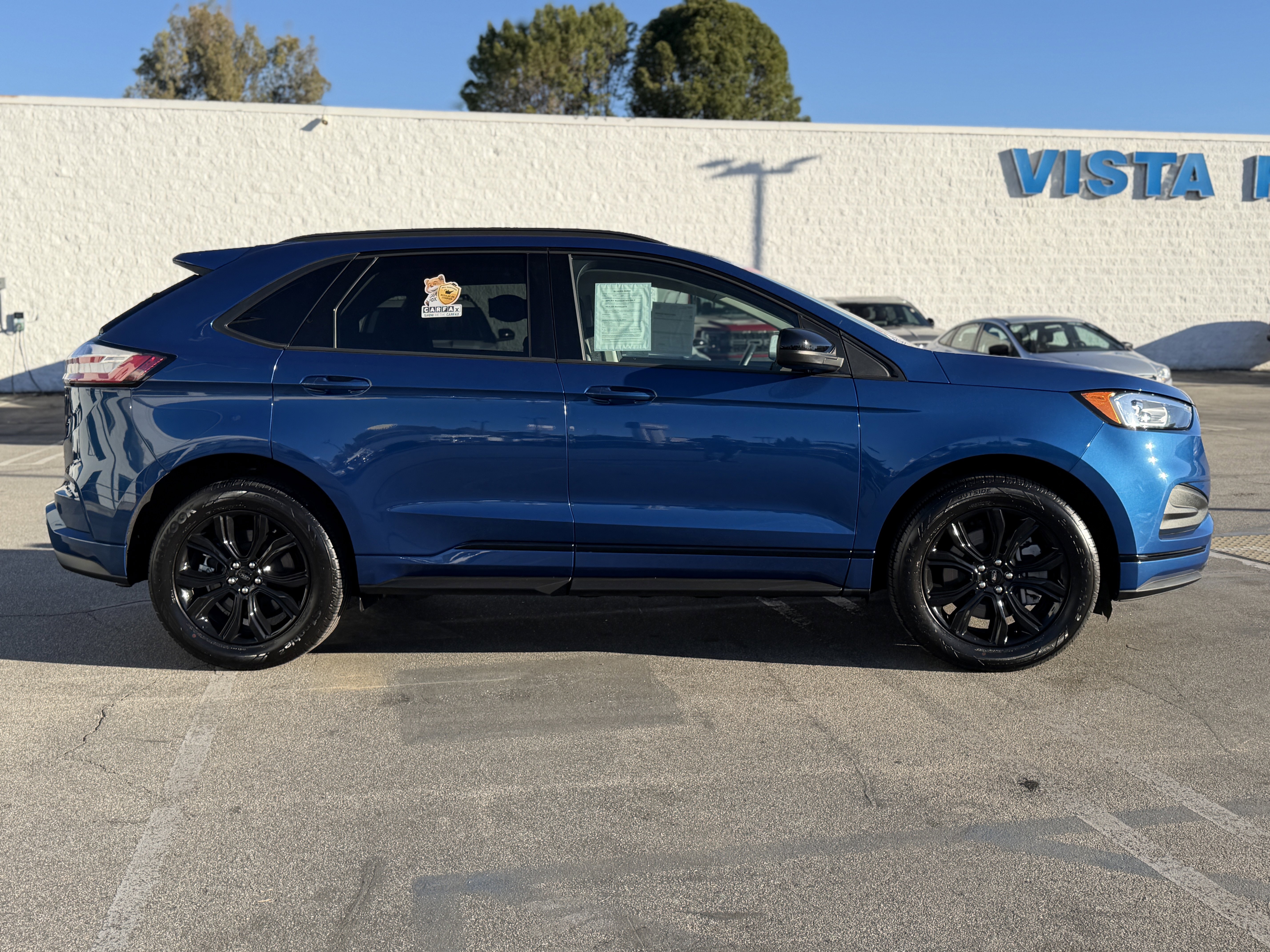 Certified 2023 Ford Edge SE w/ Black Appearance Package image 8