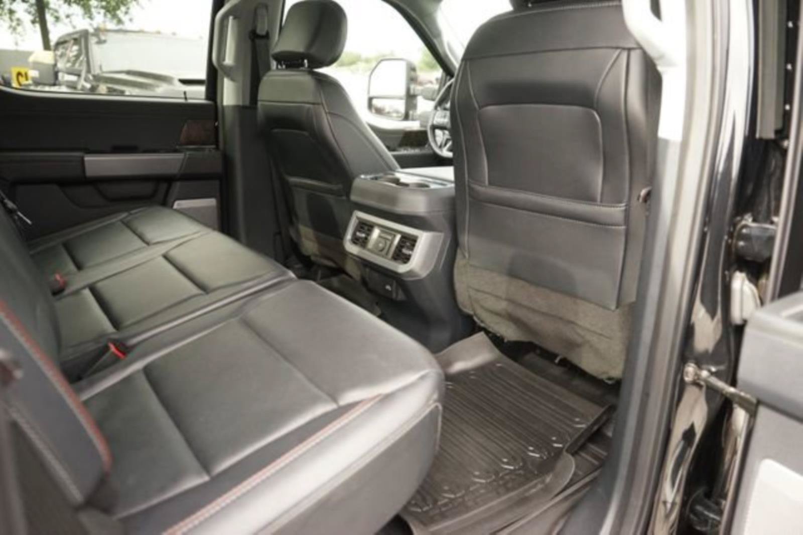 Certified 2023 Ford F250 Lariat w/ Lariat Ultimate Package AWD/4WD image 14