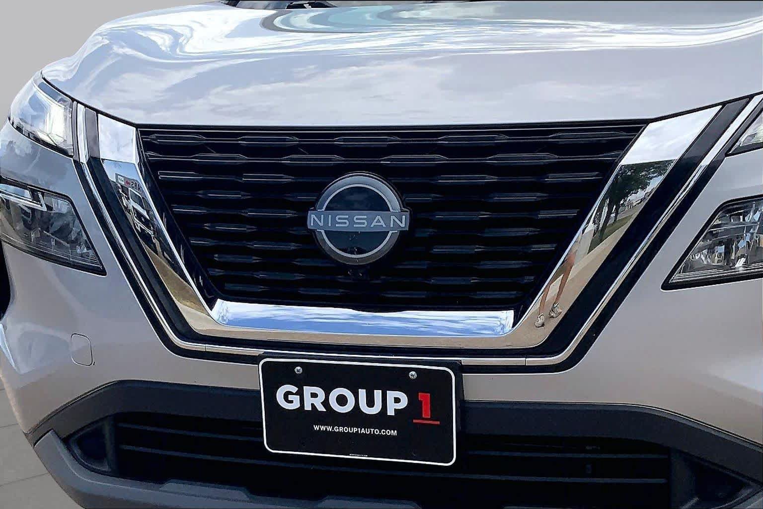 Used 2023 Nissan Rogue SV AWD/4WD image 30