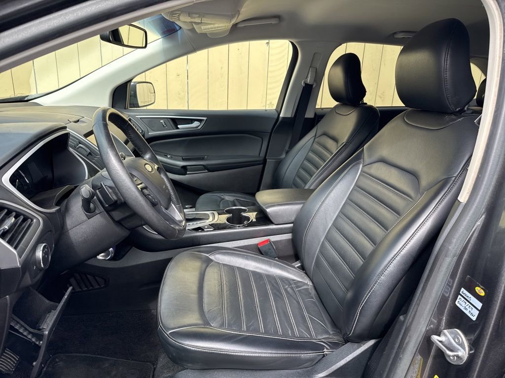 Certified 2017 Ford Edge SEL w/ Equipment Group 201A image 9