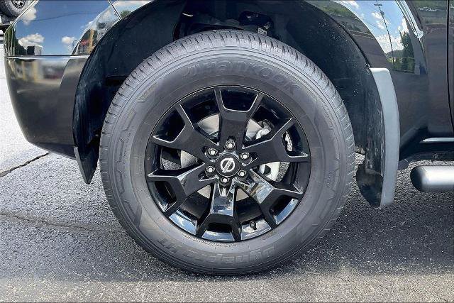 Used 2021 Nissan Frontier SV w/ Midnight Edition Floor Mats AWD/4WD image 9