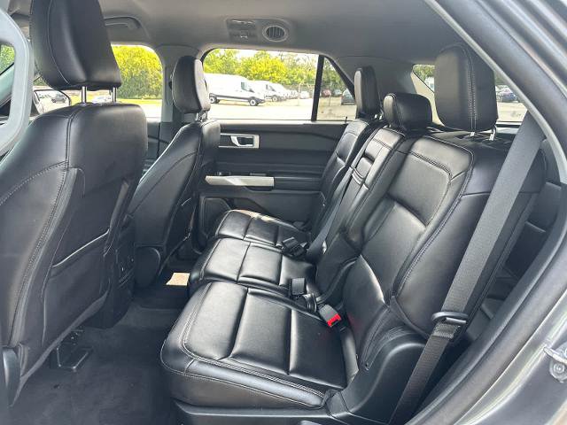 Certified 2023 Ford Explorer XLT w/ Equipment Group 202A AWD/4WD image 30