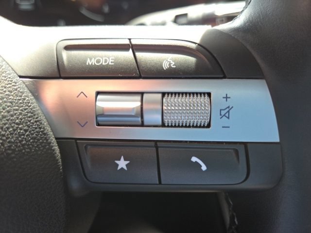 Used 2024 Hyundai Kona SEL w/ Convenience Package FWD image 38