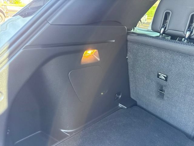 Used 2023 Chevrolet TrailBlazer RS w/ Sun and Liftgate Package AWD/4WD image 42