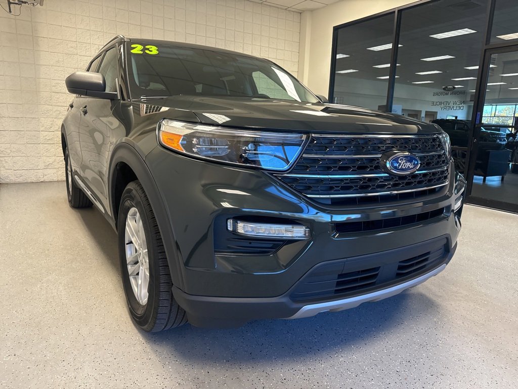 Certified 2023 Ford Explorer XLT w/ Equipment Group 202A image 29