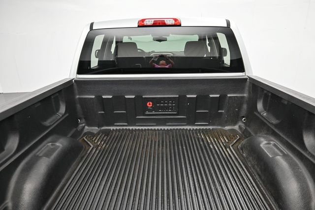 Used 2018 Chevrolet Silverado 1500 LT RWD image 29