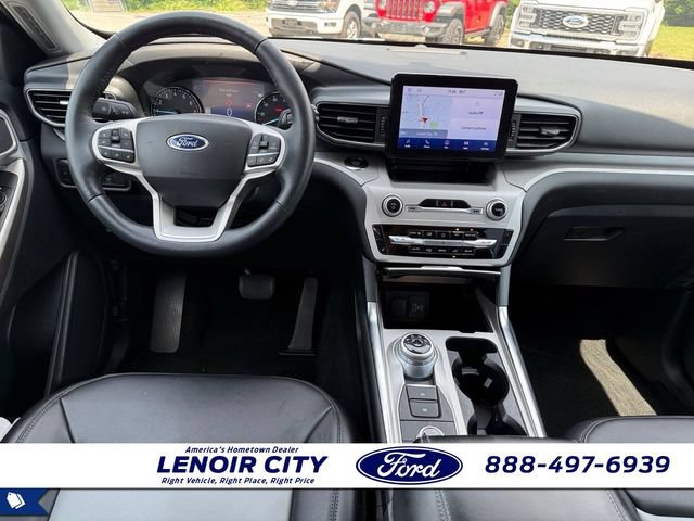 Certified 2023 Ford Explorer XLT w/ Equipment Group 202A AWD/4WD image 15