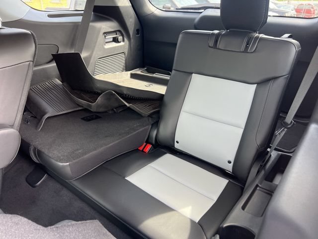 Certified 2023 Ford Explorer XLT w/ Equipment Group 202A AWD/4WD image 21