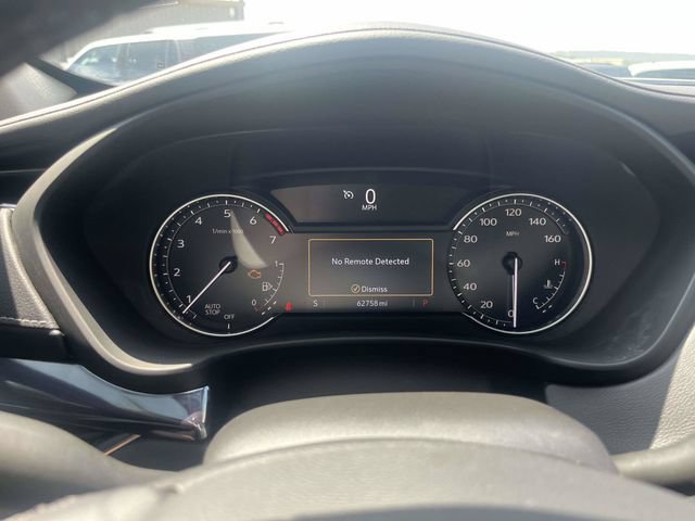 Used 2023 Cadillac XT4 Luxury w/ Cold Weather Package FWD image 28
