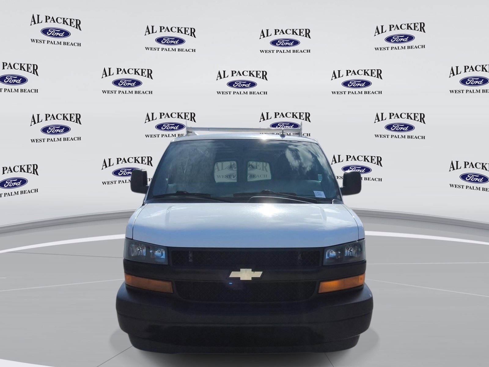 Used 2020 Chevrolet Express 2500 Extended w/ Driver Convenience Package RWD image 8