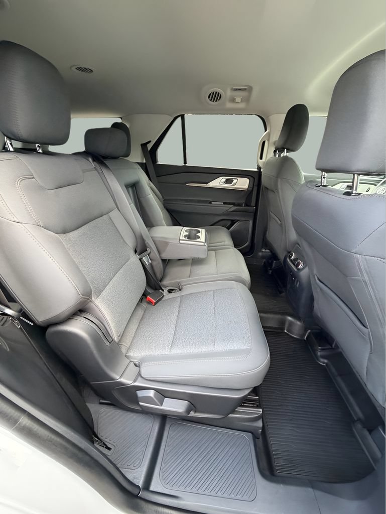 Certified 2025 Ford Explorer Active AWD/4WD image 21