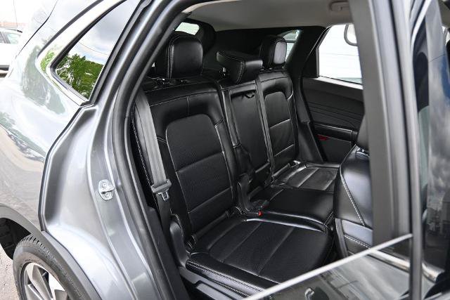Certified 2024 Ford Escape Platinum AWD/4WD image 24