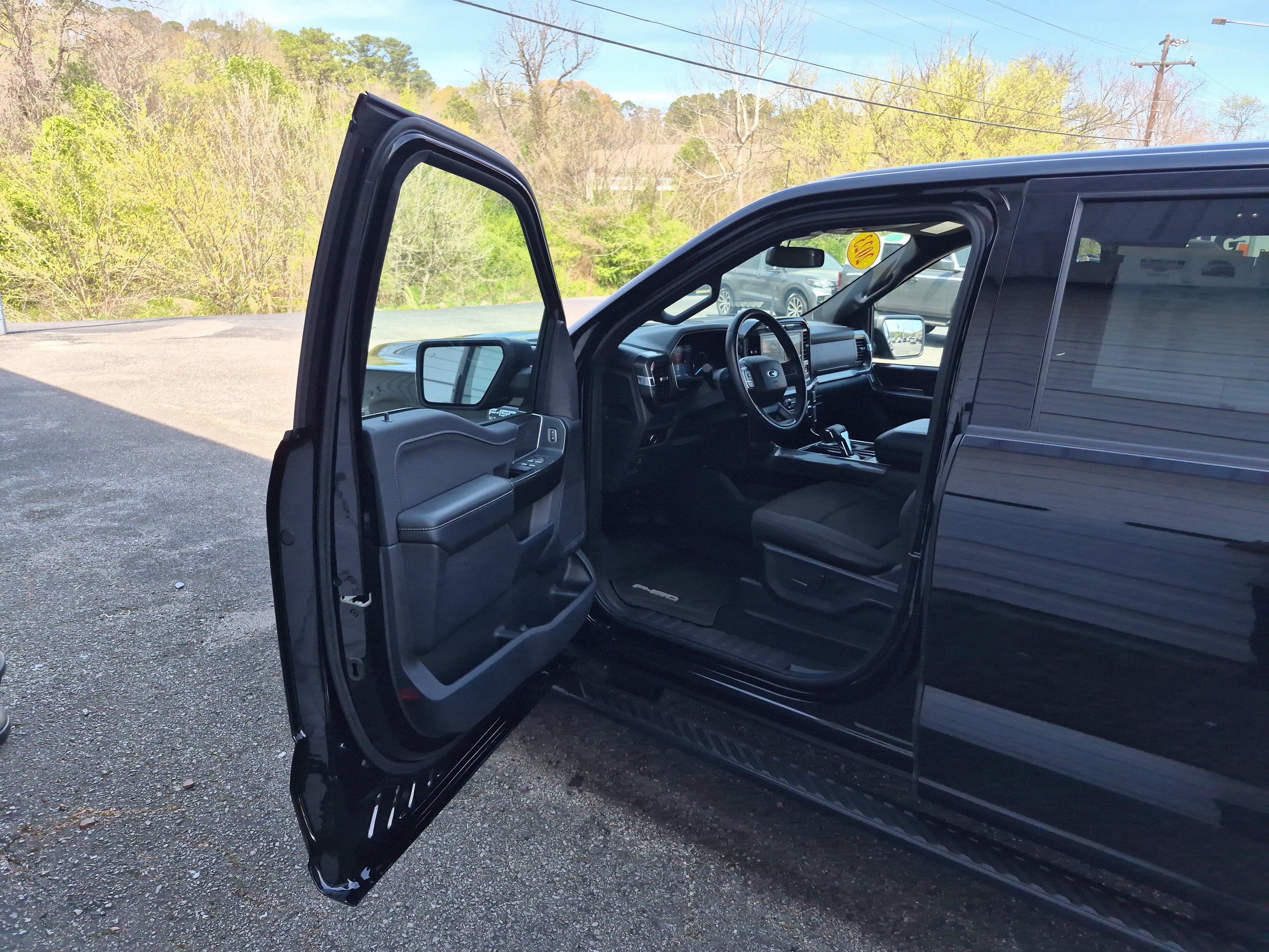 Certified 2023 Ford F150 XLT w/ Equipment Group 302A High image 10