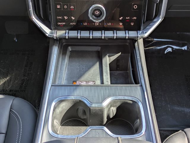 Used 2024 GMC Acadia Elevation w/ Black Edition FWD image 19