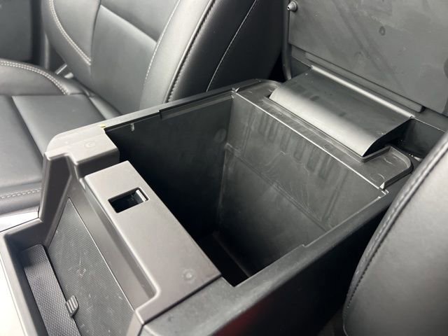 Certified 2024 Ford Explorer XLT w/ Equipment Group 202A image 17