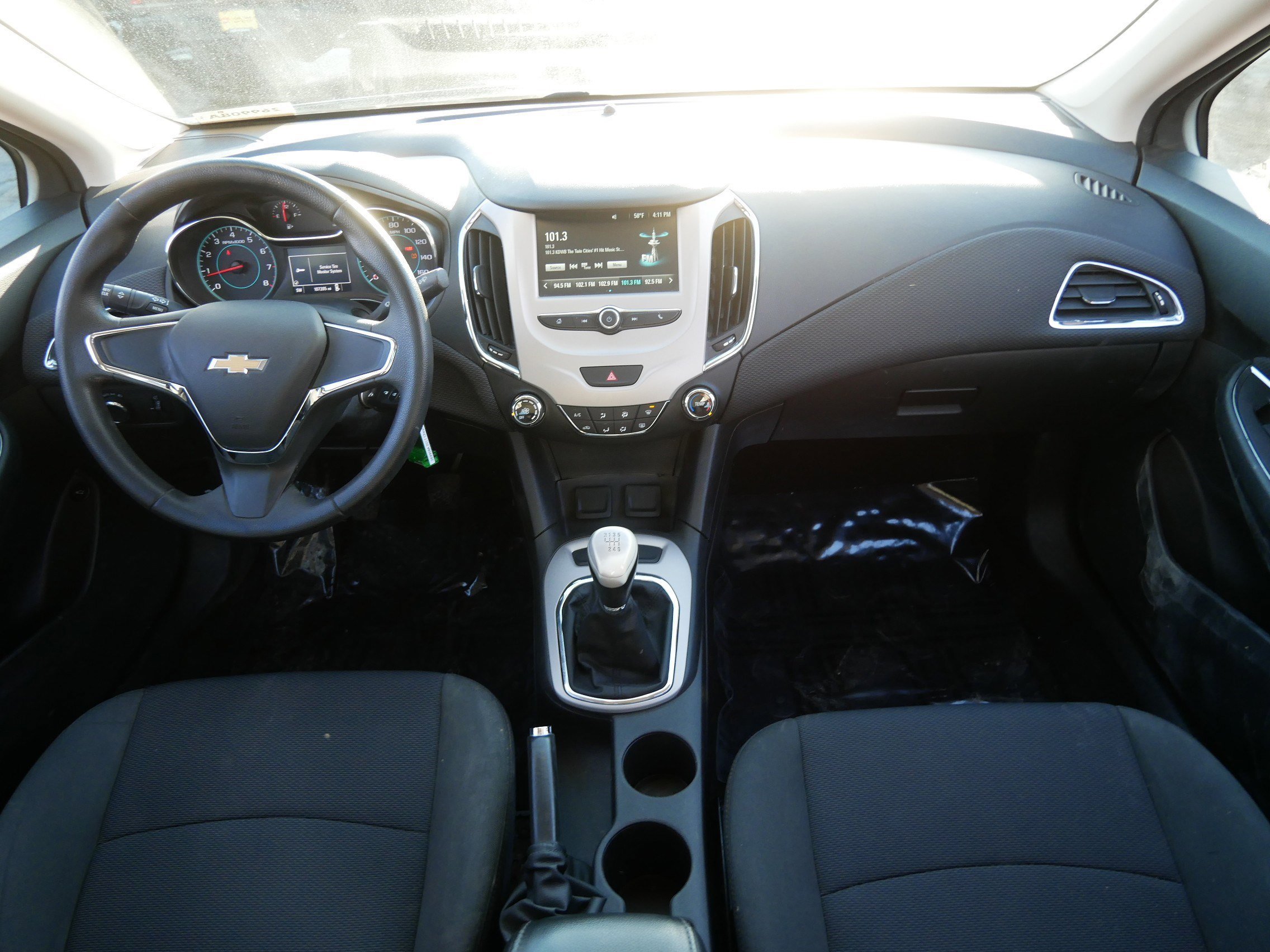 Used 2017 Chevrolet Cruze LS image 10