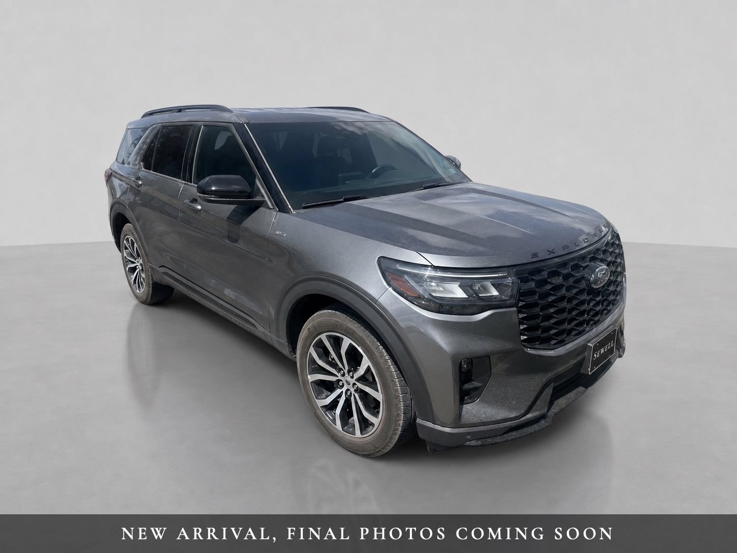 Certified 2025 Ford Explorer ST-Line w/ Premium Package RWD image 2