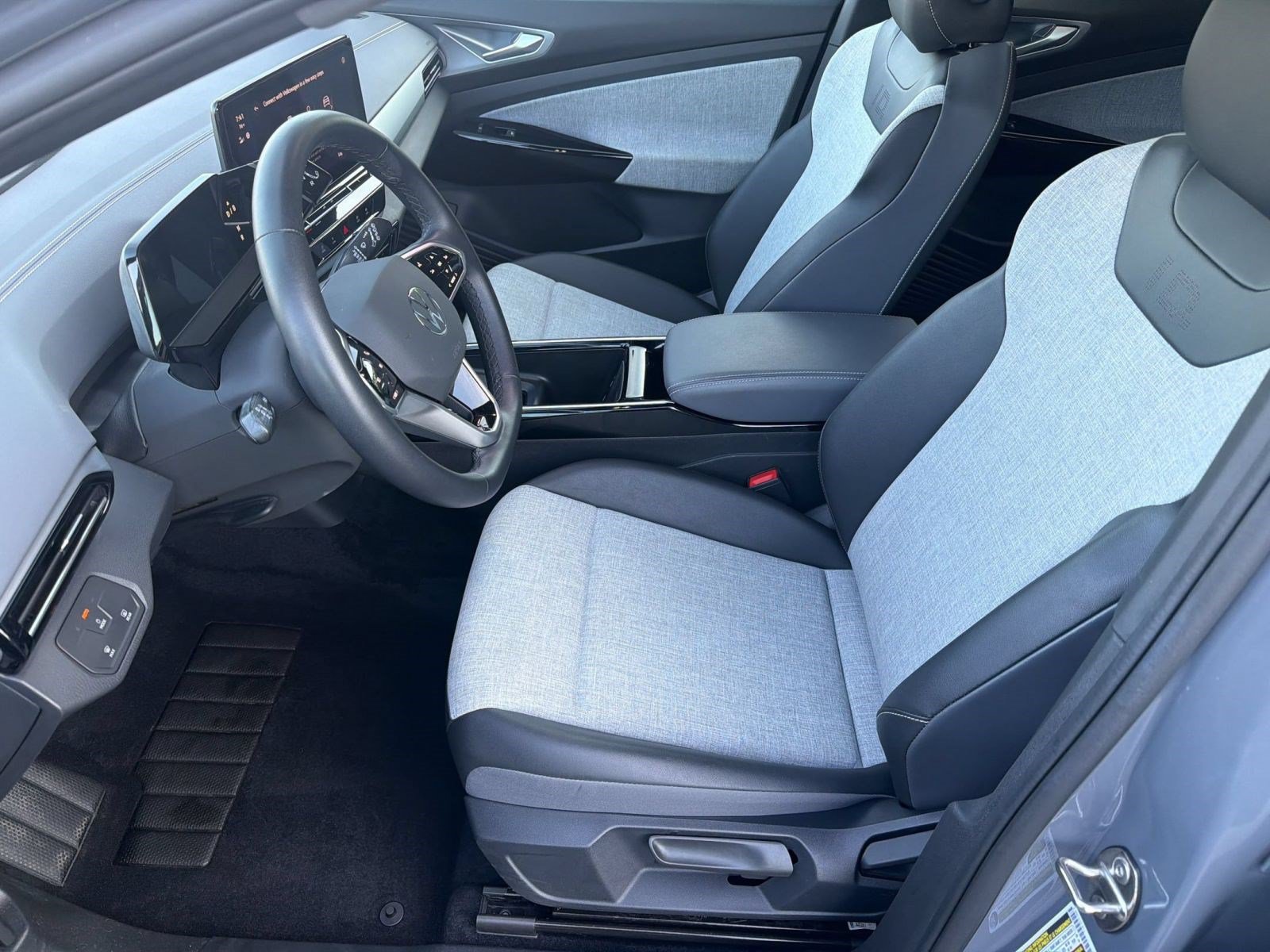 Used 2023 Volkswagen ID.4 Pro RWD image 5