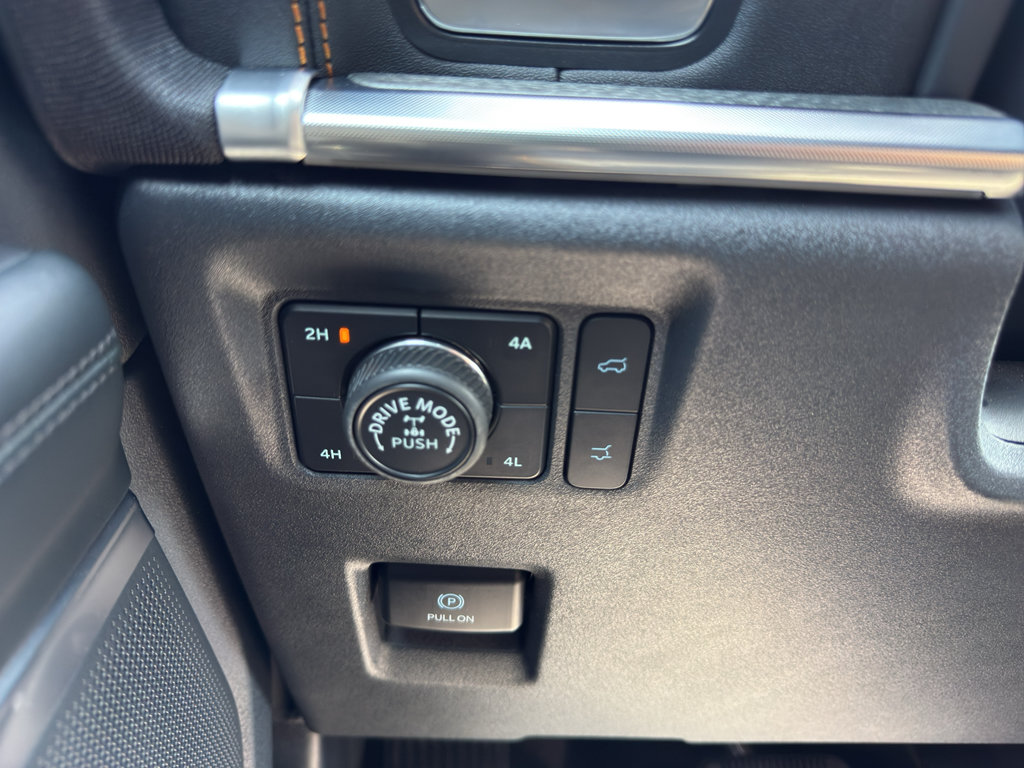 Certified 2025 Ford Expedition Tremor AWD/4WD image 29
