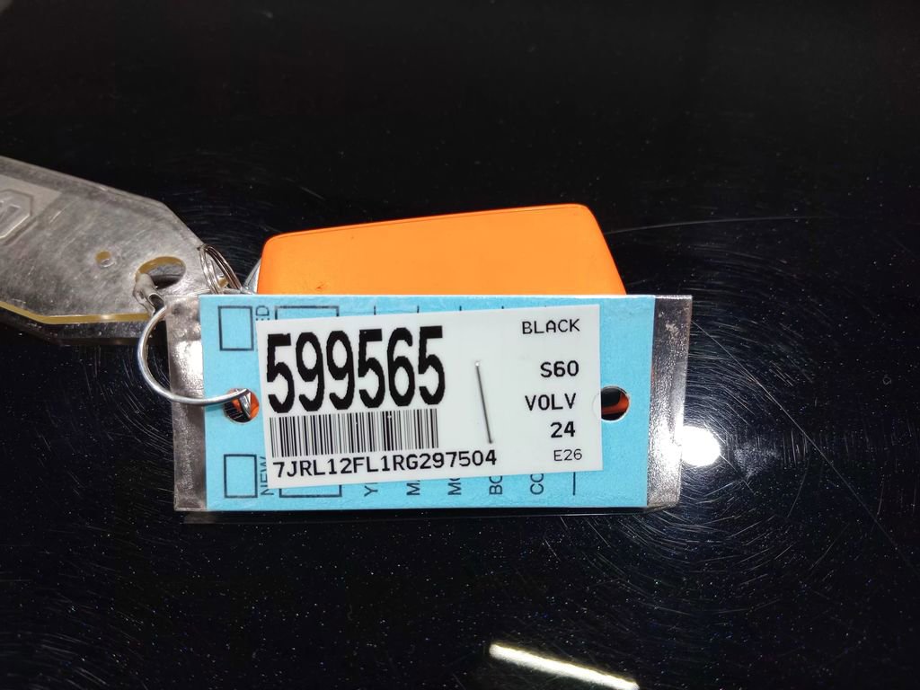 Used 2024 Volvo S60 B5 Plus FWD image 22