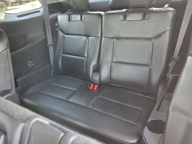 Certified 2022 Ford Explorer XLT w/ Equipment Group 202A RWD image 14