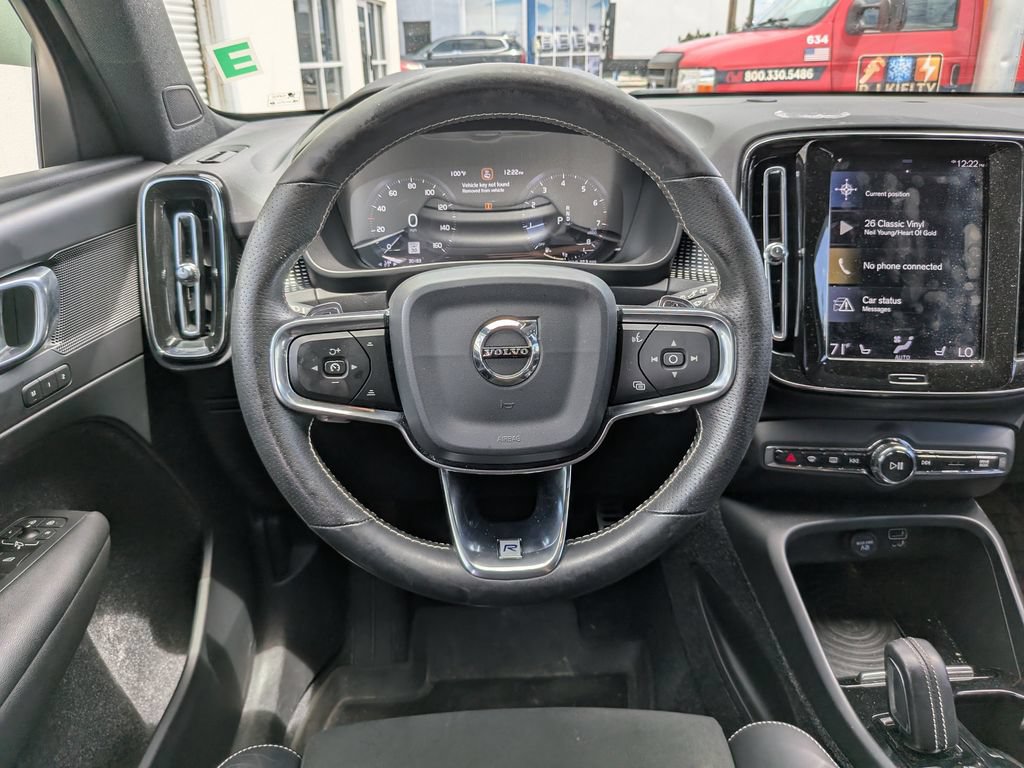 Used 2019 Volvo XC40 T5 R-Design AWD/4WD image 12