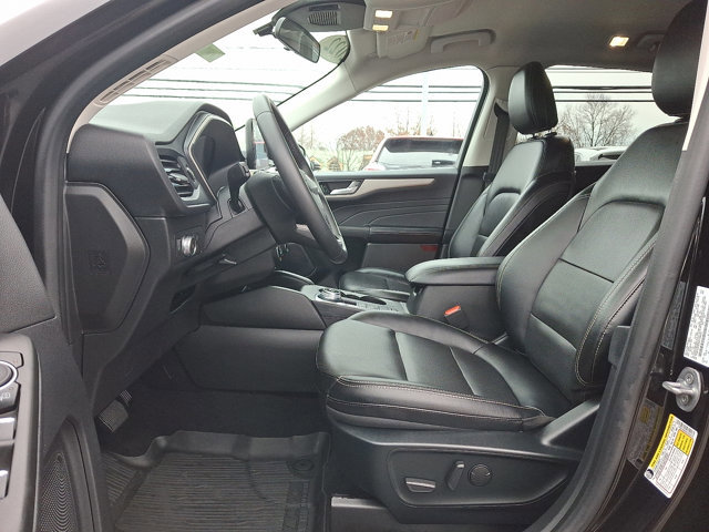 Certified 2022 Ford Escape SEL image 18