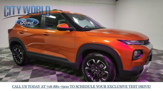 Used 2023 Chevrolet TrailBlazer LT w/ Convenience Package image 3